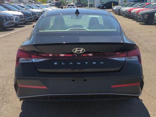 Black 2026 Hyundai ELANTRA SEL Sport
