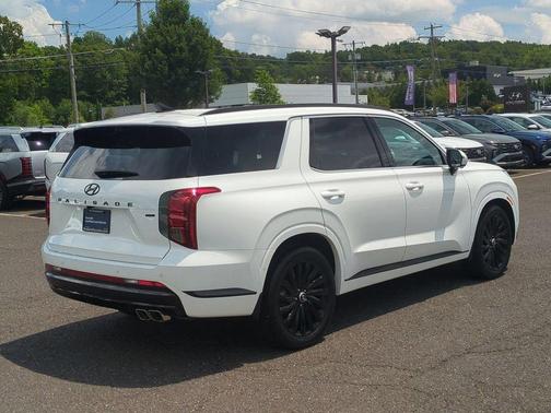 Hyper White 2025 Hyundai PALISADE Calligraphy Night Edition