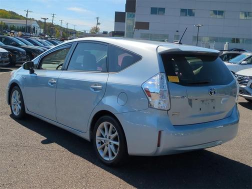 2012 Toyota Prius v Five