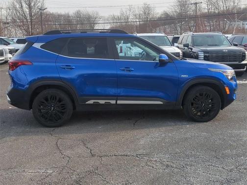 2023 Kia Seltos Nightfall