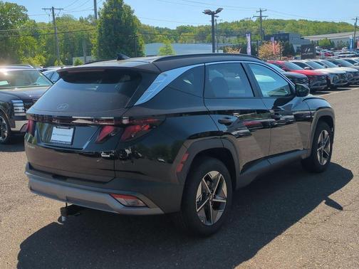 Phantom Black 2026 Hyundai TUCSON SEL