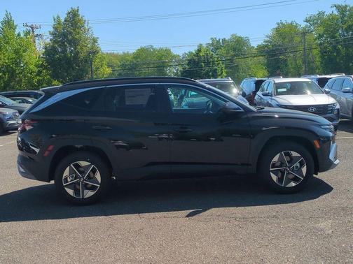 Phantom Black 2026 Hyundai TUCSON SEL