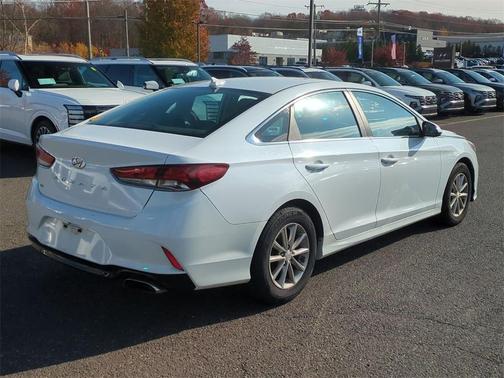 2018 Hyundai SONATA SE