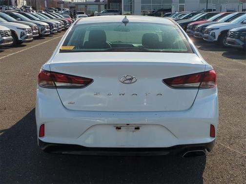 2018 Hyundai SONATA SE