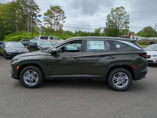 2025 Hyundai TUCSON SE