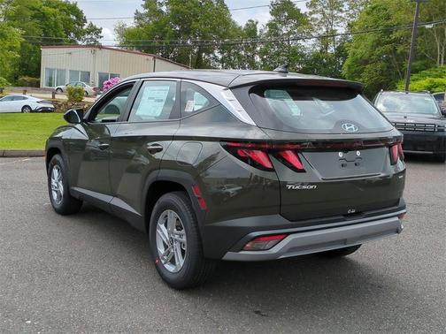 2025 Hyundai TUCSON SE