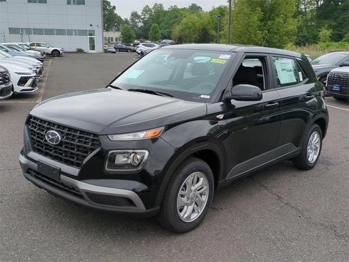 2025 Hyundai VENUE SE