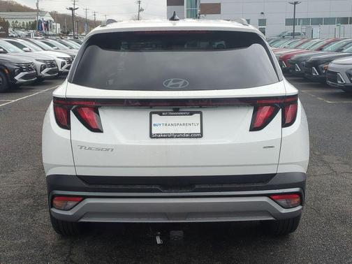 White Pearl 2026 Hyundai TUCSON SEL