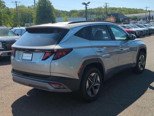 Shimmering Silver 2026 Hyundai TUCSON SEL