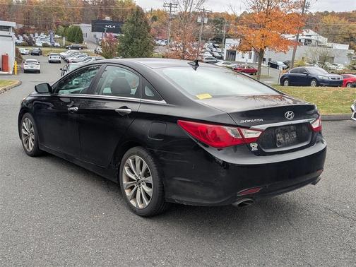 2011 Hyundai SONATA SE