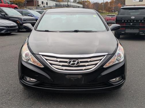 2011 Hyundai SONATA SE