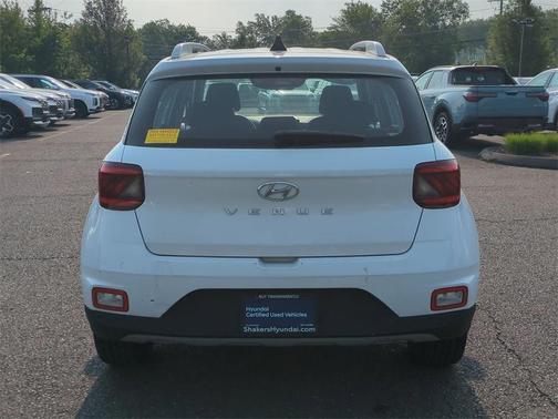 2022 Hyundai VENUE SEL