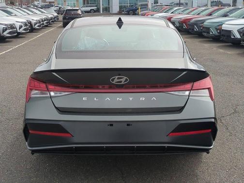 Amazon Gray 2026 Hyundai ELANTRA SEL SPORT PREMIUM