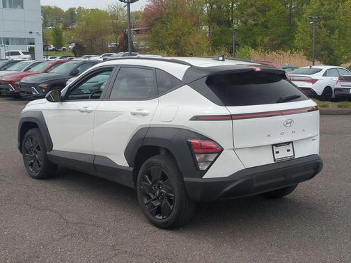 Atlas 2026 Hyundai KONA SEL Sport