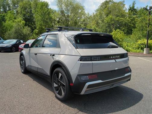 2025 Hyundai IONIQ 5 SEL