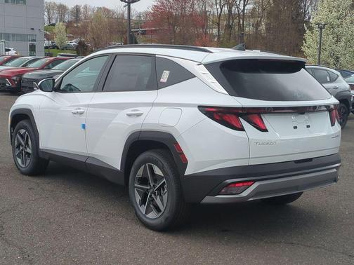 Pearl 2026 Hyundai TUCSON Hybrid SEL