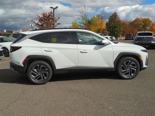 2025 Hyundai TUCSON Hybrid Limited