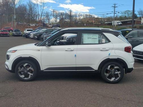 Lunar White 2026 Hyundai VENUE SEL