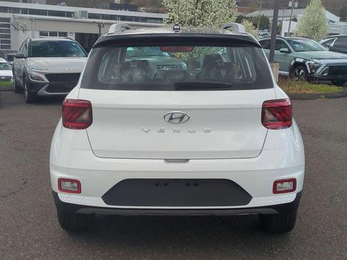 Lunar White 2026 Hyundai VENUE SEL