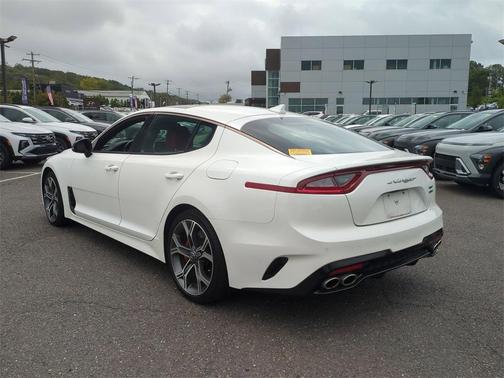 2021 Kia Stinger GT1