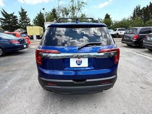 2023 GMC Acadia AWD AT4