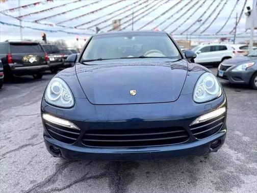 2014 Porsche Cayenne Platinum Edition