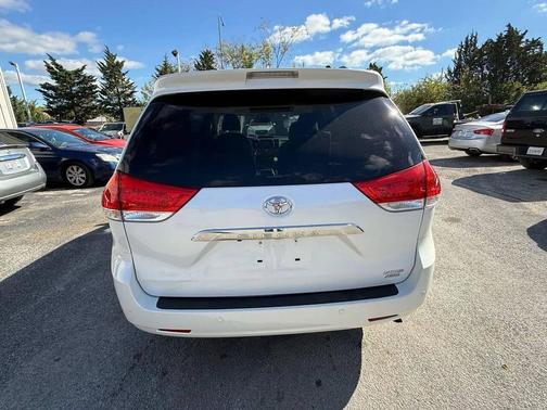 2014 Toyota Sienna Limited