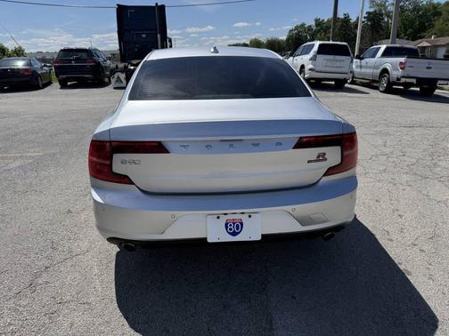 Bright Silver Metallic 2017 Volvo S90 T5 Momentum