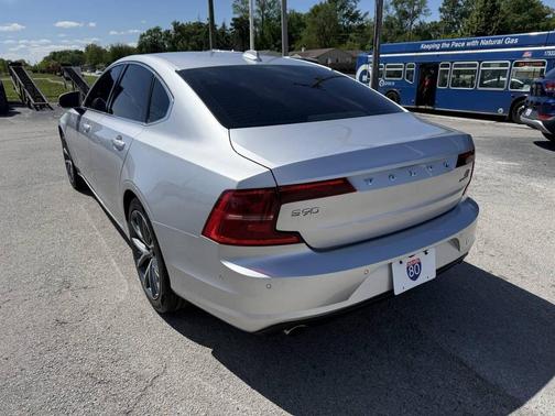 Bright Silver Metallic 2017 Volvo S90 T5 Momentum