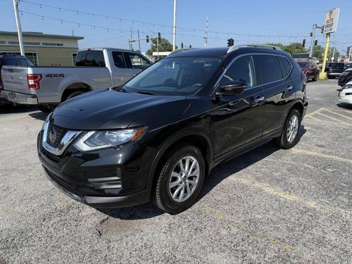 Black 2018 Nissan Rogue SV