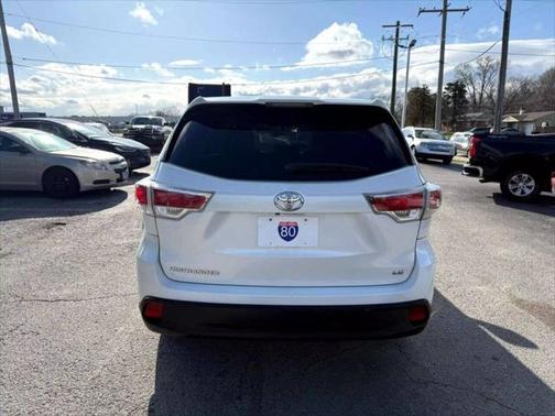 2015 Toyota Highlander LE