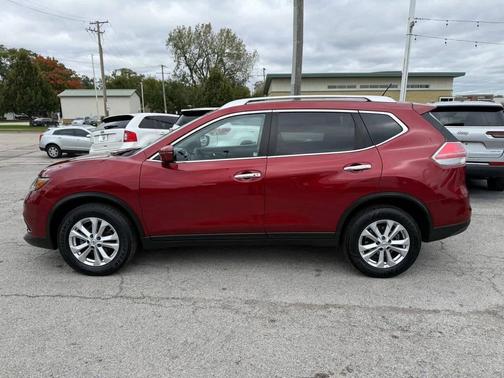 2016 Nissan Rogue SV