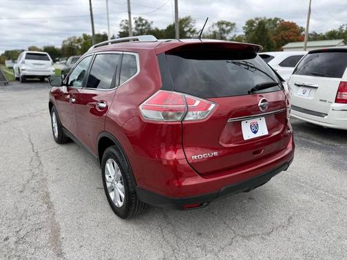 2016 Nissan Rogue SV