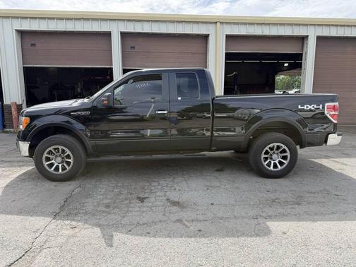 Black Clearcoat 2009 Ford F-150 XLT SuperCab