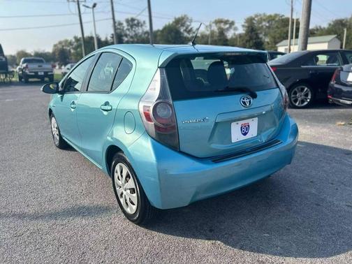 2013 Toyota Prius c Four