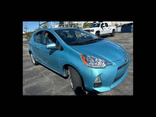 2013 Toyota Prius c Two