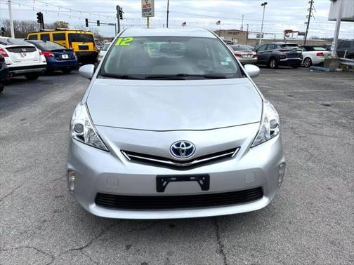 2012 Toyota Prius v Two