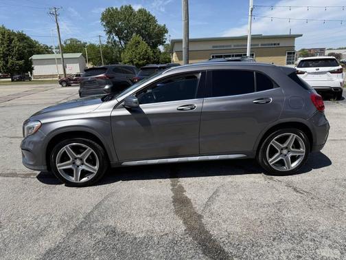 Gray 2015 Mercedes-Benz GLA-Class GLA 250