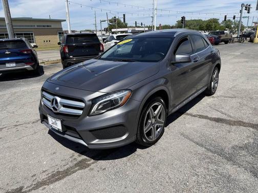 Gray 2015 Mercedes-Benz GLA-Class GLA 250