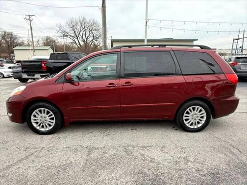2010 Toyota Sienna XLE