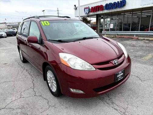 2010 Toyota Sienna XLE