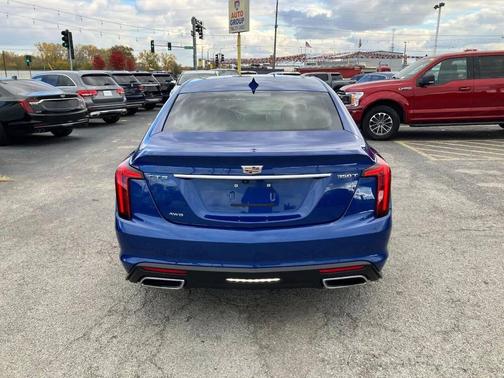 2023 Cadillac CT5 Luxury