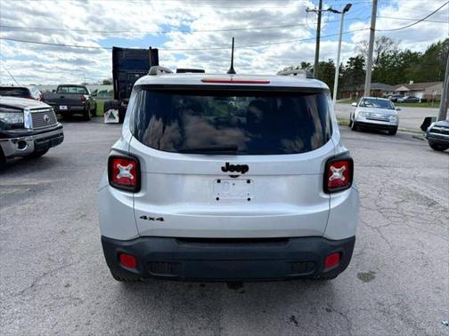 2017 Jeep Renegade Altitude