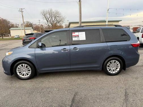 2015 Toyota Sienna XLE Premium