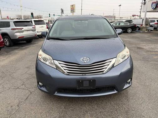 2015 Toyota Sienna XLE Premium