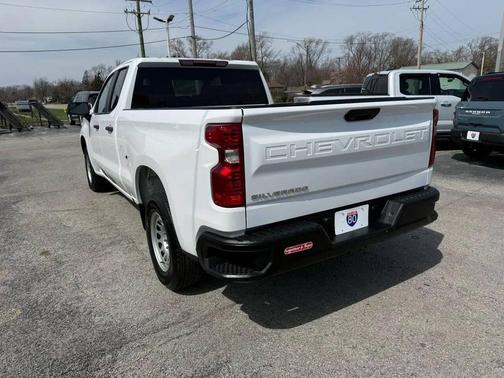 Summit White 2023 Chevrolet Silverado 1500 WT