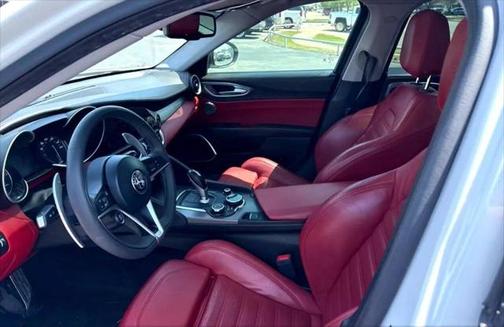 2018 Alfa Romeo Giulia Ti Sport