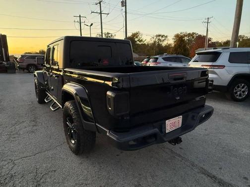 2021 Jeep Gladiator Sport S