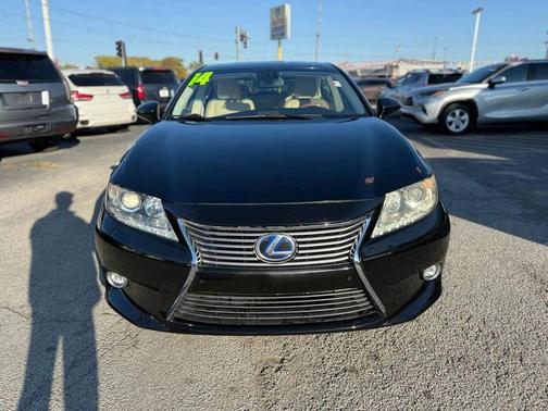 Obsidian 2014 Lexus ES 300h Base