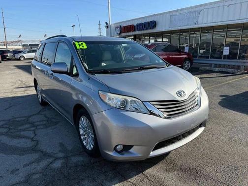 Silver Sky Metallic 2013 Toyota Sienna XLE